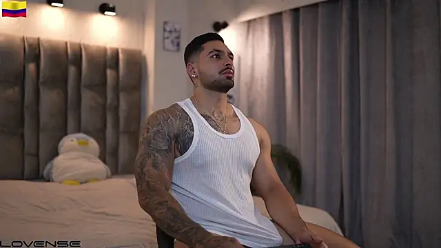 Snapshot of john_king29 chatting on 10-18-25, 12:50 john king29 online show from 10-18-25, 12:50