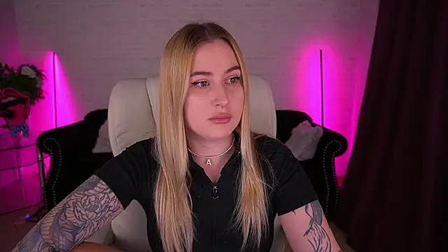 ArolinaNight online show from 12-02-24, 12:41