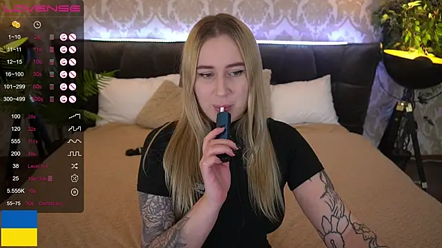 ArolinaNight online show from 12-12-24, 12:16