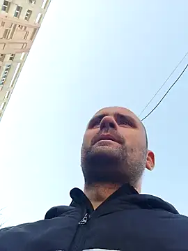 Snapshot of Govora chatting on 01-09-25, 10:09 Govora online show from 01-09-25, 10:09