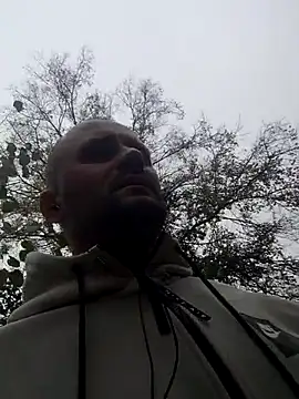 Snapshot of Govora chatting on 11-10-25, 10:47 Govora online show from 11-10-25, 10:47