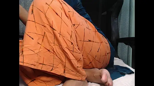 CuteRhea69 online show from 04-07-26, 02:17