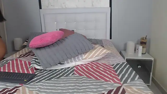 Sofia Blosom online show from 02-12-25, 06:51