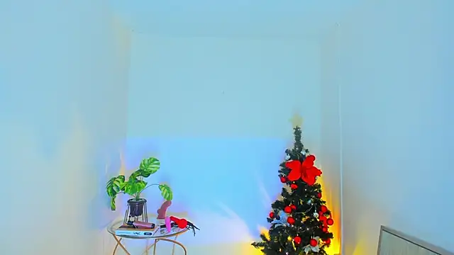 Snapshot of Carlota_peach chatting on 12-31-24, 03:53 Carlota peach online show from 12-31-24, 03:53