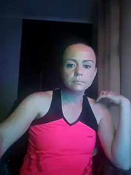 MrsBunnyBum online show from 05-07-26, 11:04
