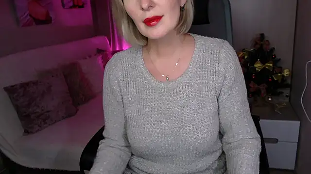 sensualEmilia online show from 01-09-25, 06:26