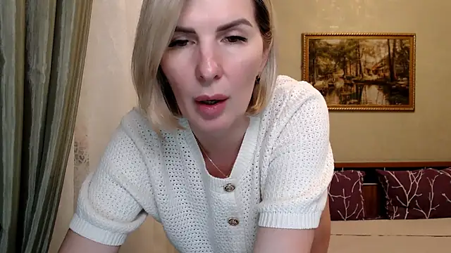 sensualEmilia online show from 03-24-26, 06:02