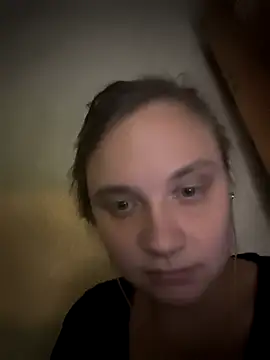 Snapshot of FrumCake chatting on 12-02-25, 10:49 FrumCake online show from 12-02-25, 10:49