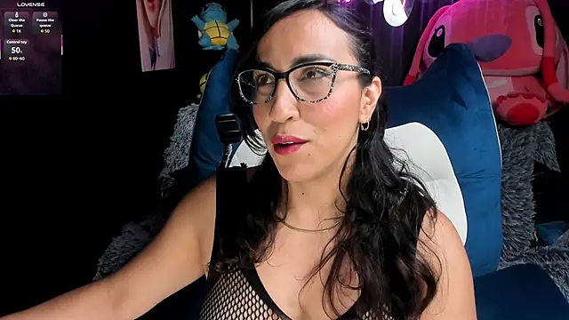 Katiehill 1 online show from 11-24-25, 10:53