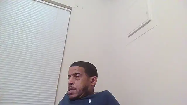 Snapshot of Fonzarelli chatting on 09-16-25, 09:43 Fonzarelli online show from 09-16-25, 09:43