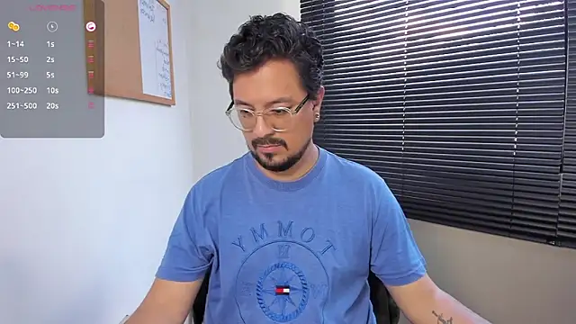 Snapshot of DaviidEvans_ chatting on 12-11-24, 04:09 DaviidEvans online show from 12-11-24, 04:09