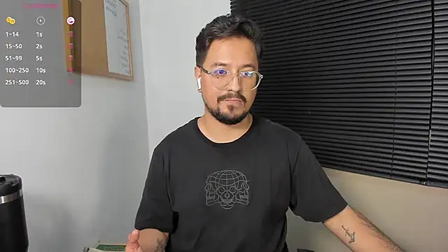 Snapshot of DaviidEvans_ chatting on 12-22-24, 03:11 DaviidEvans online show from 12-22-24, 03:11