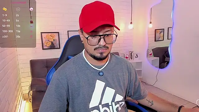 Snapshot of DaviidEvans_ chatting on 09-10-25, 12:49 DaviidEvans online show from 09-10-25, 12:49