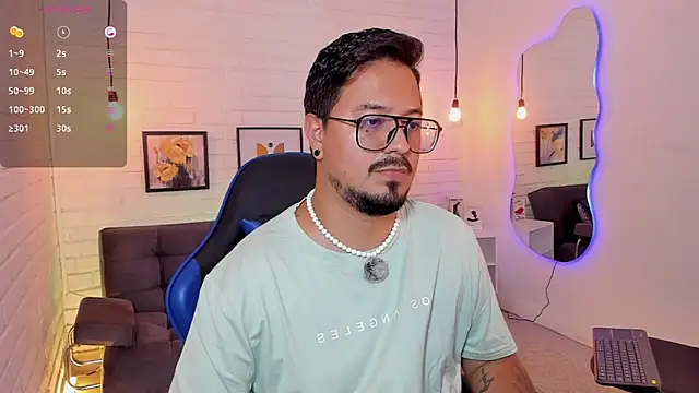 Snapshot of DaviidEvans_ chatting on 09-16-25, 03:13 DaviidEvans online show from 09-16-25, 03:13