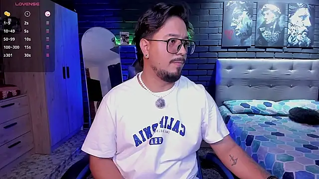 DaviidEvans  online show from 03-19-26, 02:43