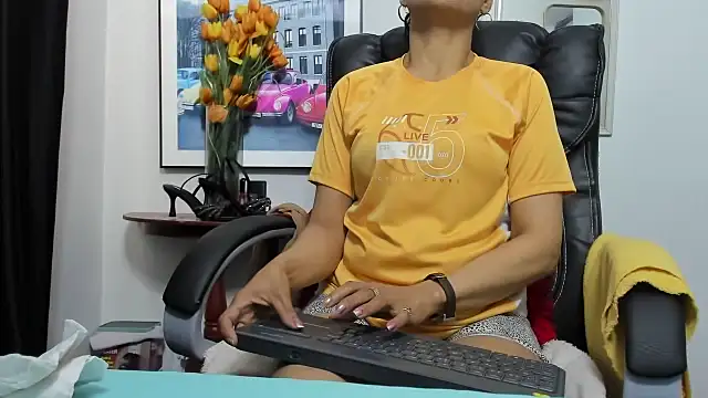 Aries Mature online show from 10-05-25, 04:05