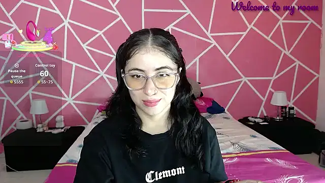 Snapshot of valentina_angel chatting on 09-18-25, 08:33 valentina angel online show from 09-18-25, 08:33