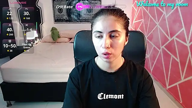 Snapshot of valentina_angel chatting on 10-30-25, 02:02 valentina angel online show from 10-30-25, 02:02