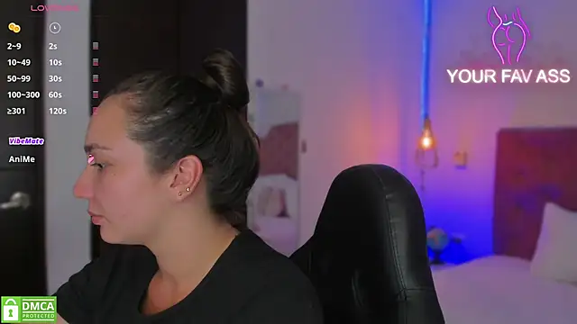 ava blue online show from 03-19-25, 07:17