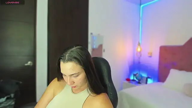 ava blue online show from 03-21-25, 07:46