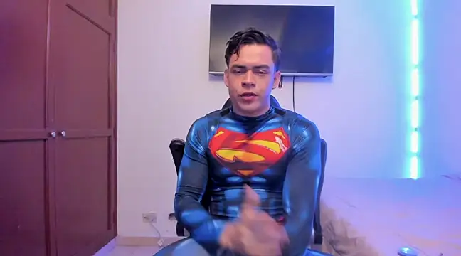 Lucian Gomez  online show from 03-11-25, 11:44