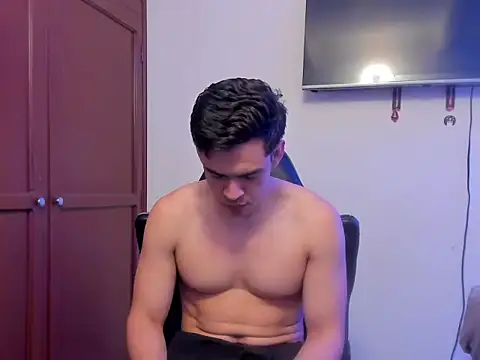 Lucian Gomez  online show from 09-26-25, 11:09