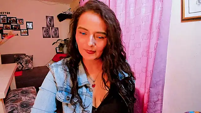 emma luxy online show from 01-15-26, 09:51