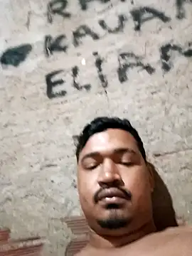 Snapshot of rsc45111 chatting on 11-28-25, 05:43 rsc45111 online show from 11-28-25, 05:43