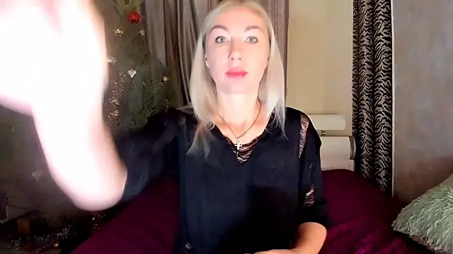 Snapshot of _SABOTAGE_ chatting on 01-06-25, 01:53 SABOTAGE online show from 01-06-25, 01:53