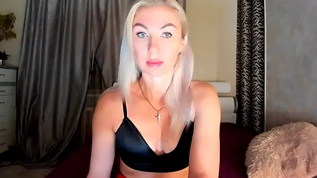 Snapshot of _SABOTAGE_ chatting on 03-01-25, 01:43 SABOTAGE online show from 03-01-25, 01:43