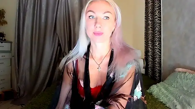 Snapshot of _SABOTAGE_ chatting on 03-10-25, 01:56 SABOTAGE online show from 03-10-25, 01:56