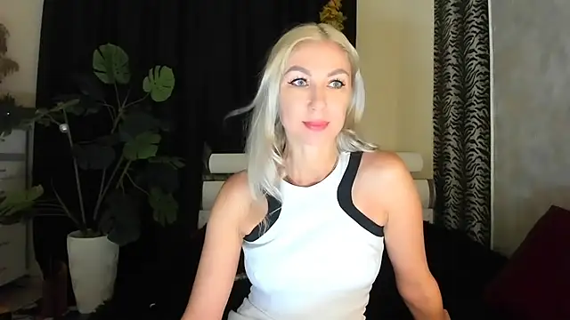 Snapshot of _SABOTAGE_ chatting on 11-07-25, 01:27 SABOTAGE online show from 11-07-25, 01:27