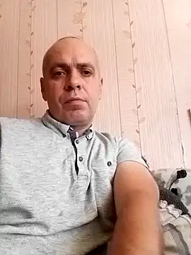 Snapshot of Robertvirt chatting on 09-14-25, 12:48 Robertvirt online show from 09-14-25, 12:48