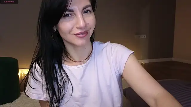 Mary love16 online show from 01-28-25, 01:05