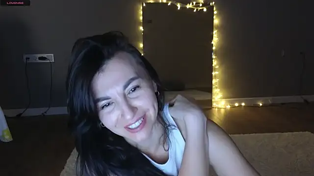 Mary love16 online show from 03-15-25, 09:16