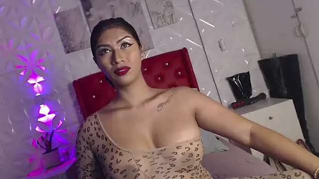 Snapshot of Fortuna_Goddess chatting on 11-08-25, 09:35 Fortuna Goddess online show from 11-08-25, 09:35