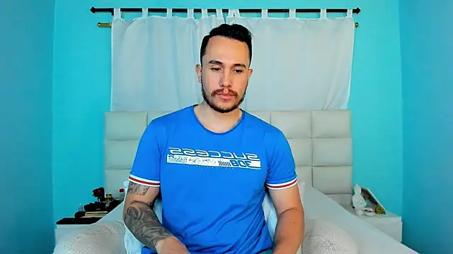 Snapshot of juan__jimenez chatting on 01-13-26, 12:16 juan jimenez online show from 01-13-26, 12:16