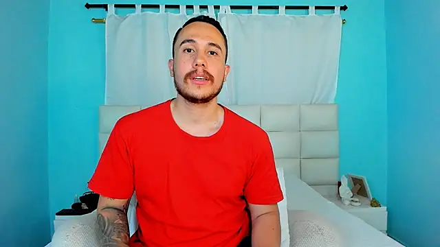 Snapshot of juan__jimenez chatting on 02-05-26, 01:43 juan jimenez online show from 02-05-26, 01:43