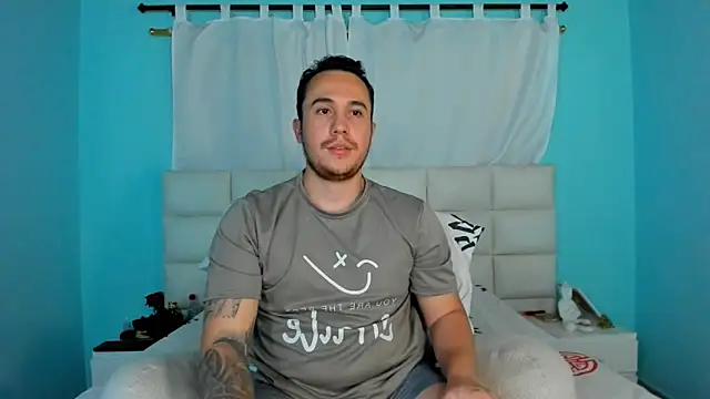 Snapshot of juan__jimenez chatting on 03-08-26, 02:04 juan jimenez online show from 03-08-26, 02:04