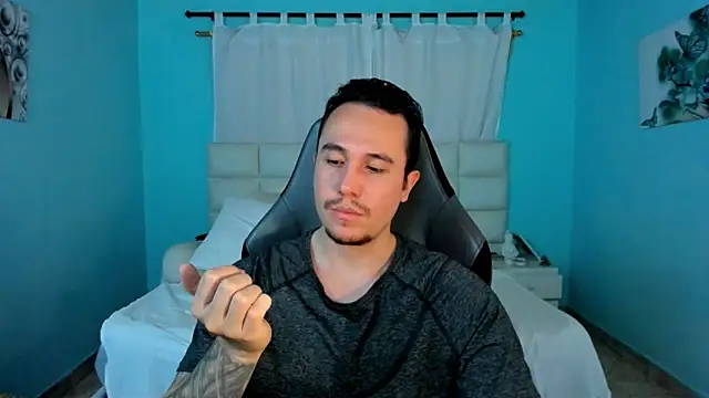 Snapshot of juan__jimenez chatting on 03-23-26, 10:03 juan jimenez online show from 03-23-26, 10:03