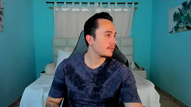 Snapshot of juan__jimenez chatting on 03-28-26, 05:45 juan jimenez online show from 03-28-26, 05:45
