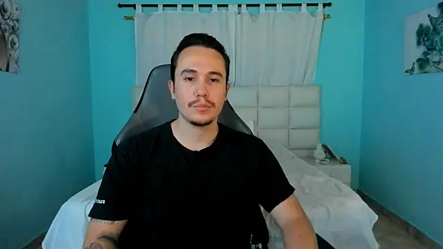 Snapshot of juan__jimenez chatting on 04-18-26, 10:54 juan jimenez online show from 04-18-26, 10:54