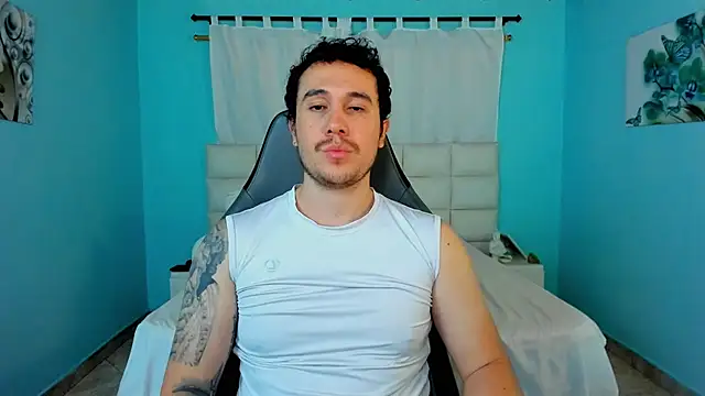 Snapshot of juan__jimenez chatting on 06-08-26, 01:28 juan jimenez online show from 06-08-26, 01:28