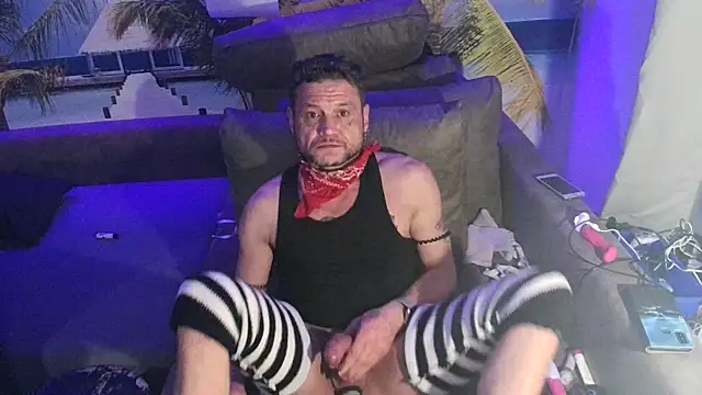 Snapshot of druckfug chatting on 02-19-25, 10:20 druckfug online show from 02-19-25, 10:20