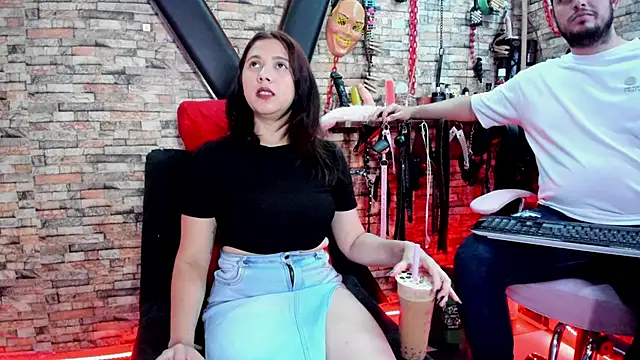 Snapshot of Liltildeman_moon chatting on 02-05-25, 12:42 Liltildeman moon online show from 02-05-25, 12:42