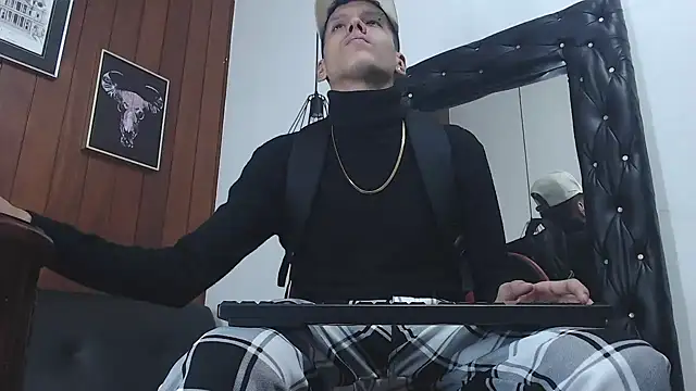 GaboReyes online show from 01-28-25, 03:15