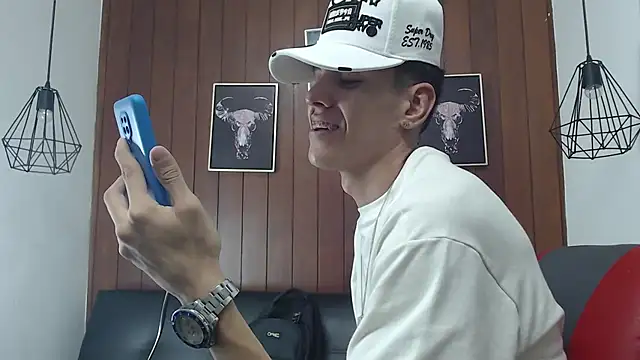 GaboReyes online show from 03-03-25, 04:36