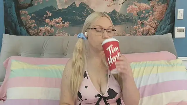 SaraBearXo online show from 10-03-25, 12:13