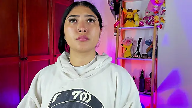 eymy-hadid online show from 11-11-25, 09:26