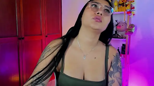 eymy-hadid online show from 12-20-25, 06:04